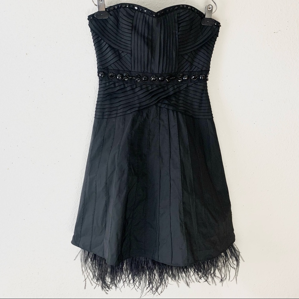 BCBGMAXAZRIA strapless pleated feathers hem and jewel detail dress Size 2